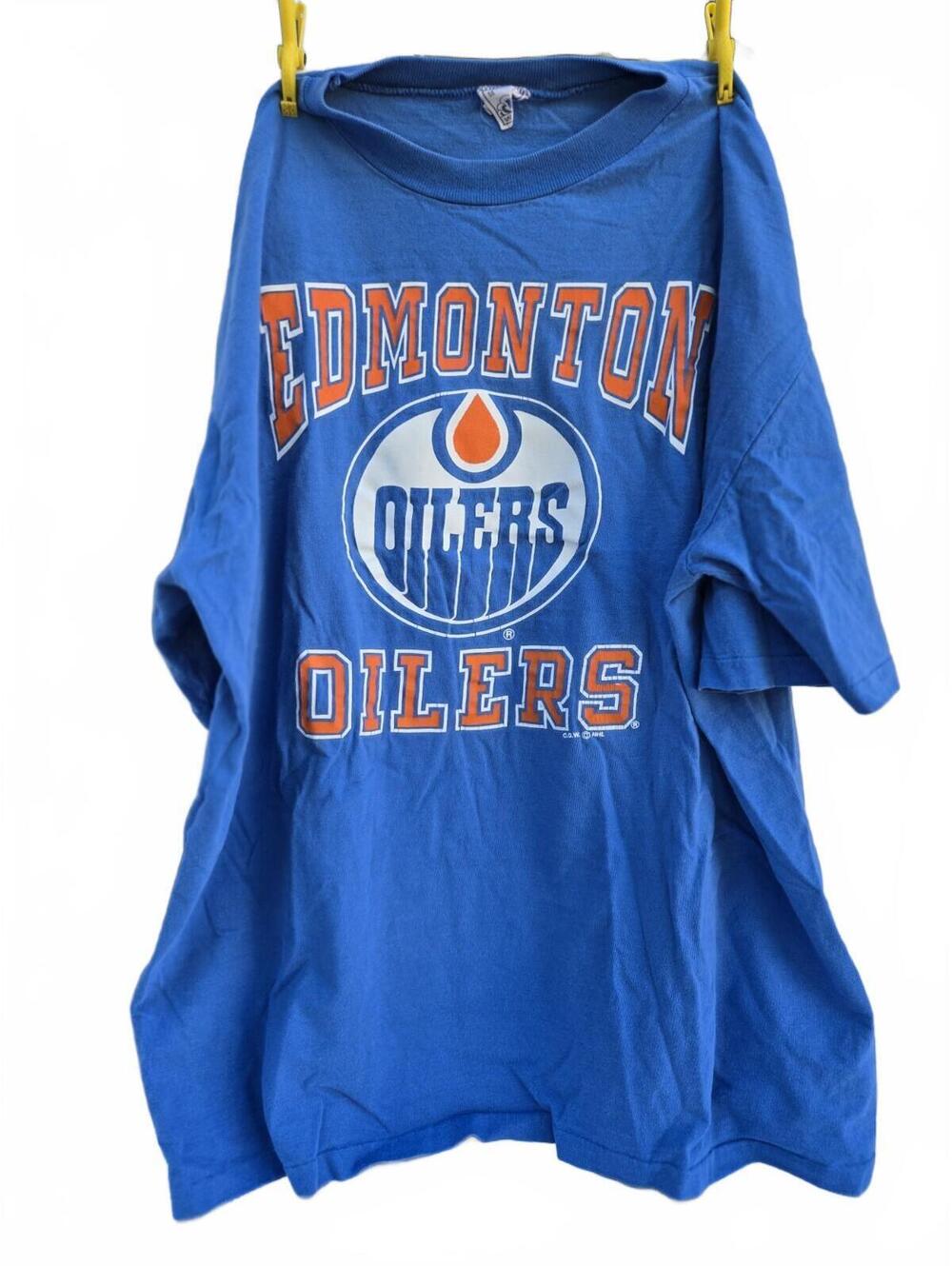 Vintage Edmonton Oilers Graphic T-Shirt